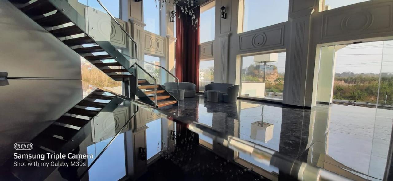 Dayal Hotel ウーナ エクステリア 写真