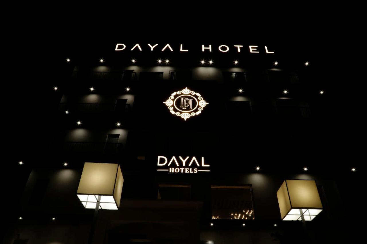Dayal Hotel ウーナ エクステリア 写真
